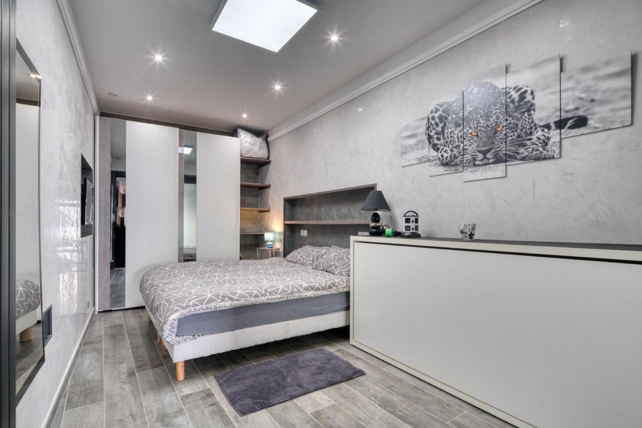 Apartment Les Sablettes Panoramic Sea View Menton Exterior photo